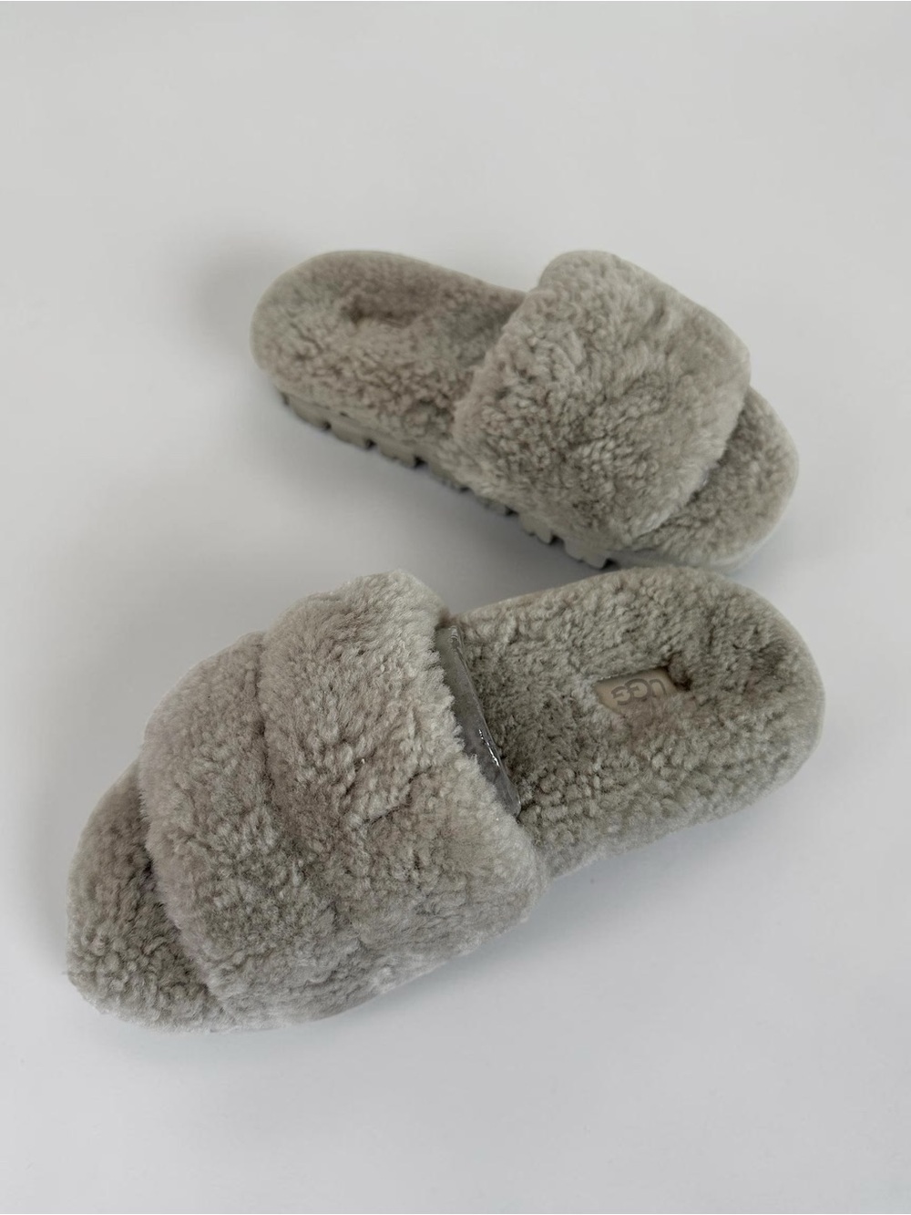 UGG Cozetta Curly Slide Slippers – Women’s Size 6 – Goat – NIB